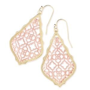 KENDRA SCOTT Addie Gold Drop Earrings in Rose Gold Filigree Mix